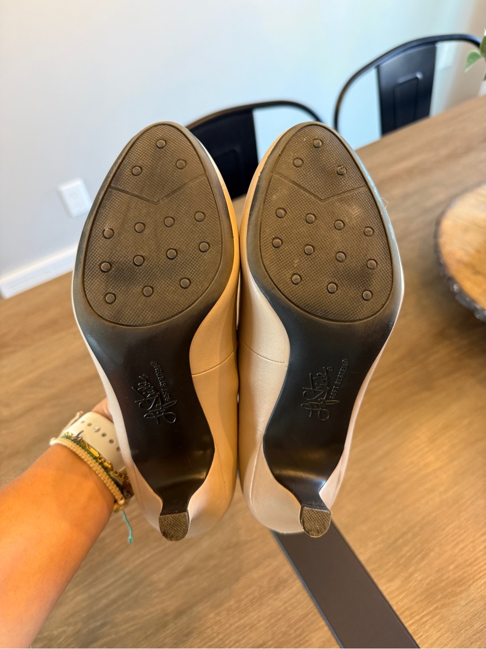 Life Stride Beige Round-Toe Low Heel Pumps - Picture 7 of 7